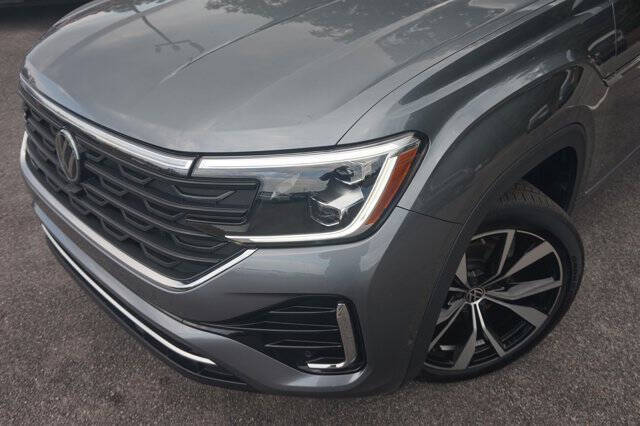 2024 Volkswagen Atlas Cross Sport SEL Premium R-Line 4Motion