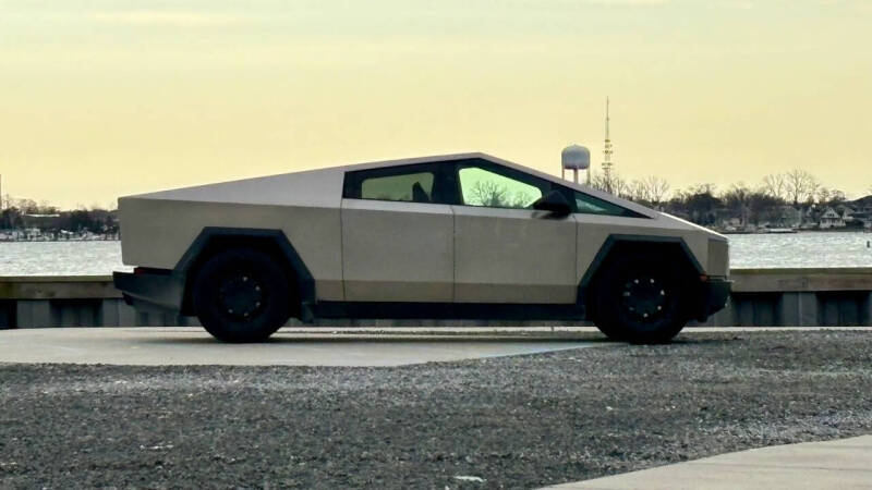2024 Tesla Cybertruck