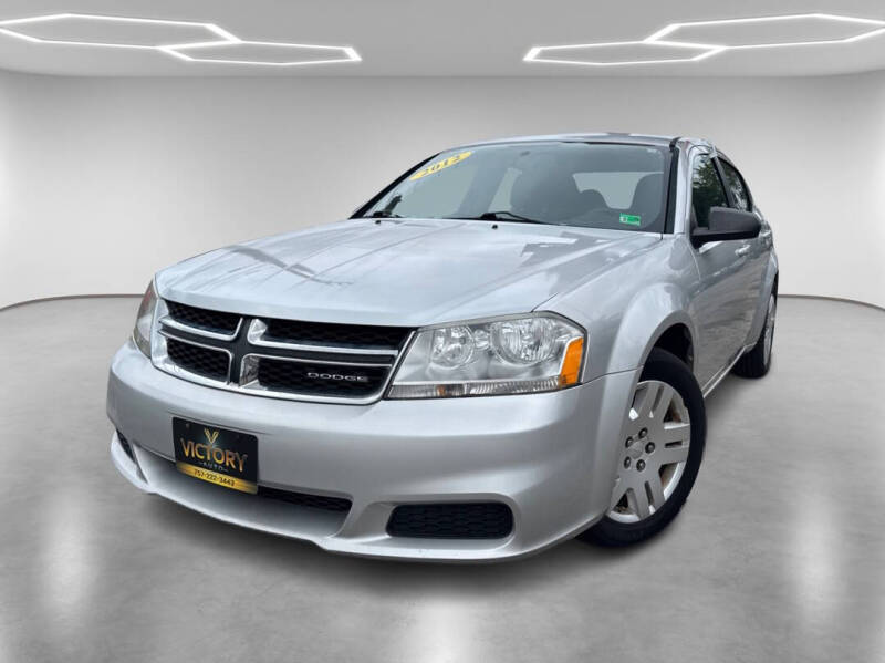 2012 Dodge Avenger SE's photo