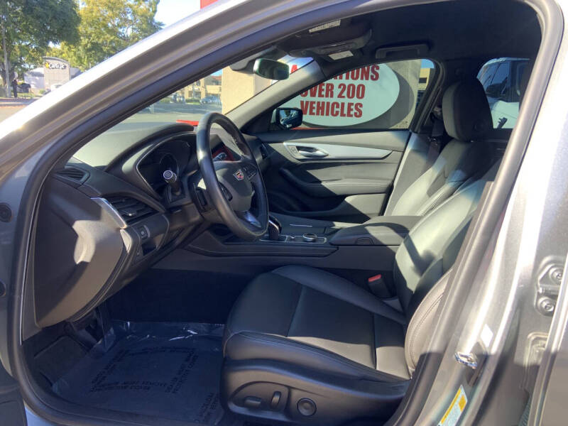 2024 Cadillac CT5 Luxury