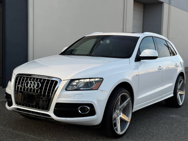 2012 Audi Q5 3.2 quattro Premium Plus