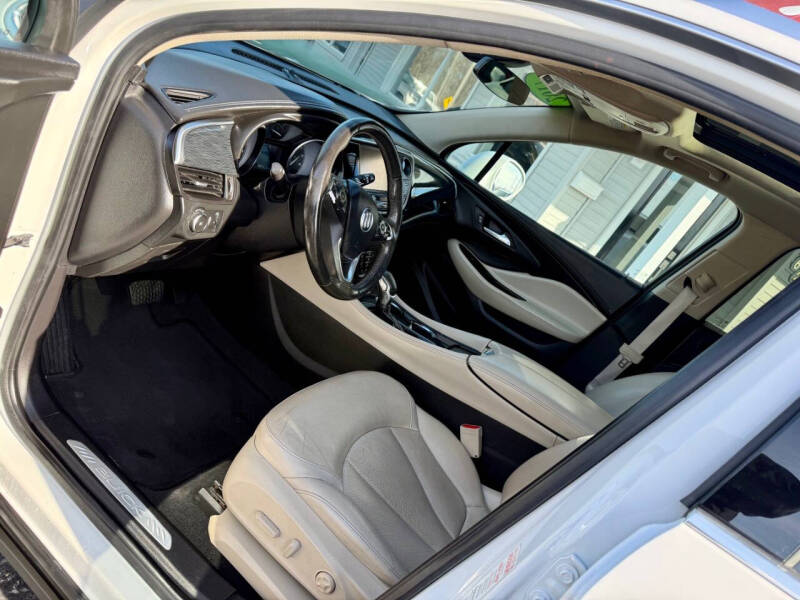 2017 Buick Envision Essence