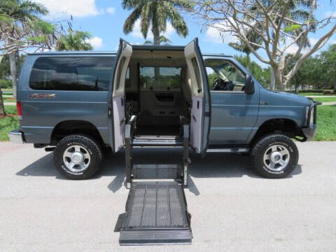 2013 Ford E-Series E-150 XLT