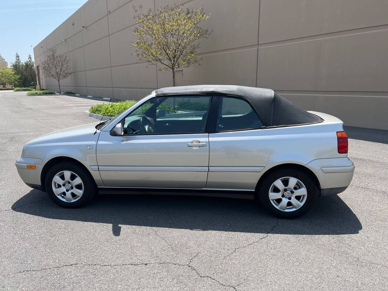 2001 Volkswagen Cabrio for sale at ZRV AUTO INC in Brea, CA