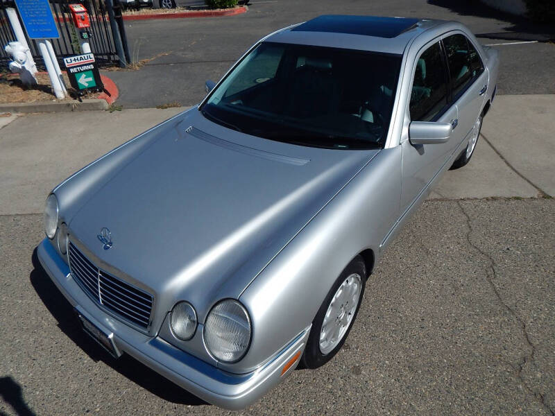 1999 Mercedes-Benz E-Class E 320