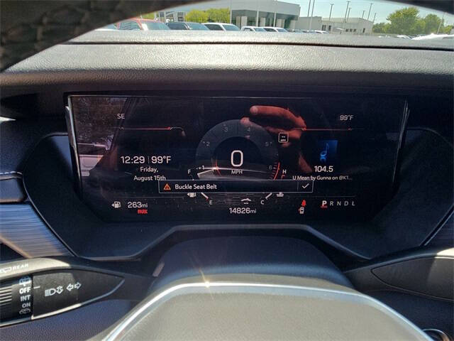 2025 GMC Acadia Elevation