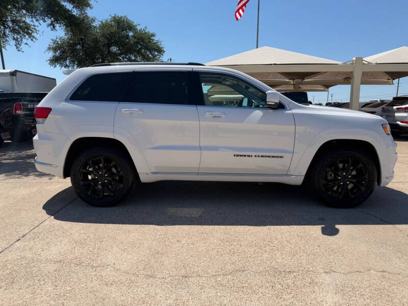 2019 Jeep Grand Cherokee Summit