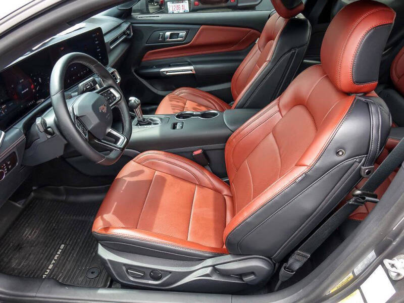 2025 Ford Mustang EcoBoost Premium