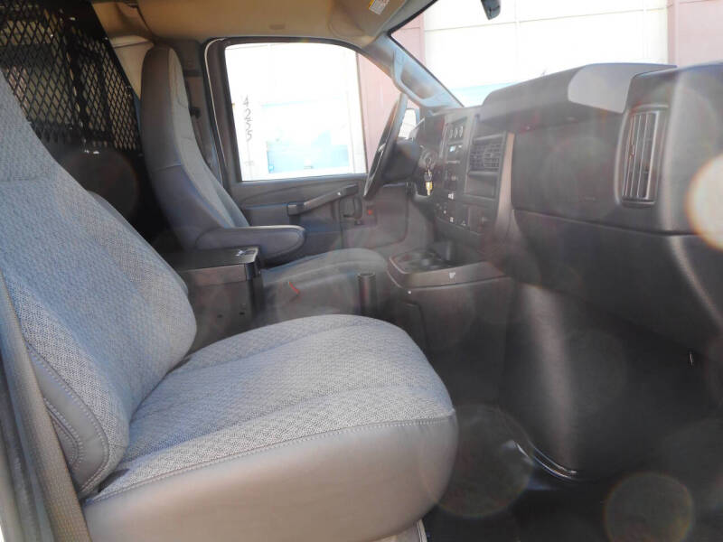 2016 Chevrolet Express 2500