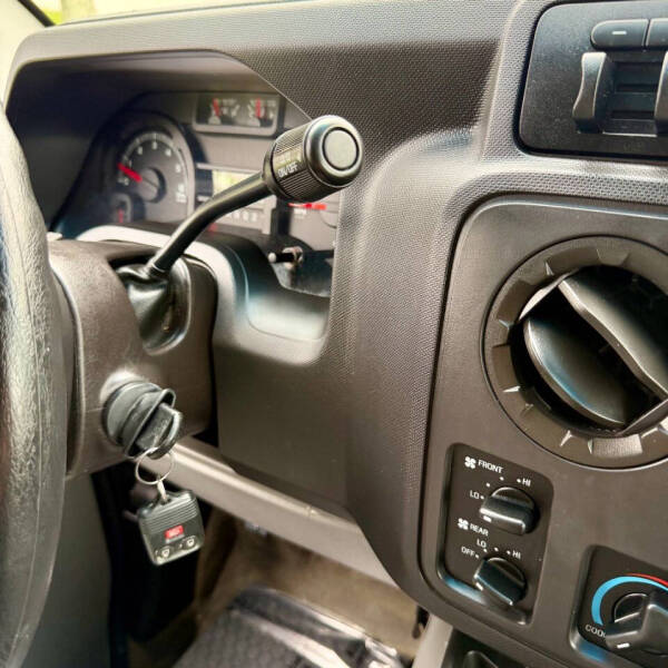 2011 Ford E-350
