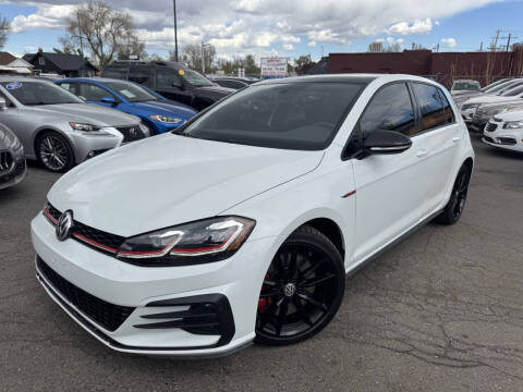 2021 Volkswagen Golf GTI SE