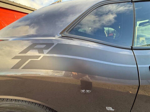 2013 Dodge Challenger R/T Plus