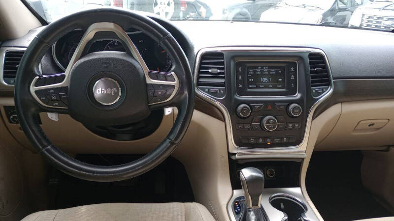 2017 Jeep Grand Cherokee Laredo