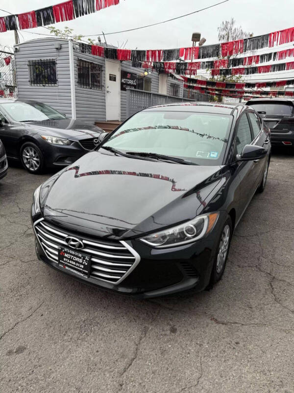 2017 Hyundai Elantra SE photo 2