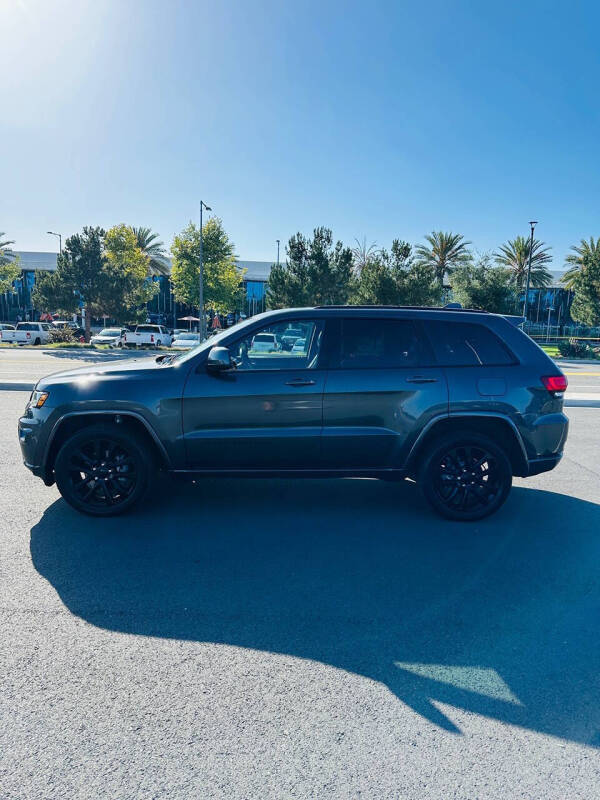 2018 Jeep Grand Cherokee Altitude