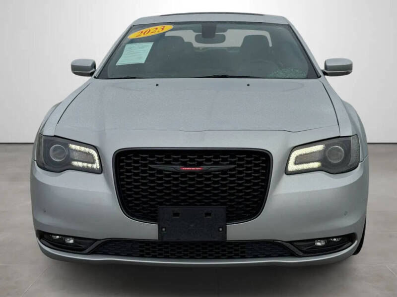 2023 Chrysler 300 S V6
