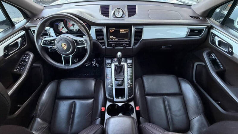 2016 Porsche Macan S