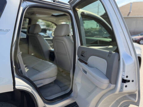 2011 GMC Yukon SLT
