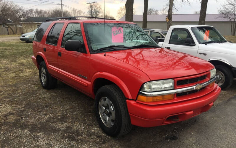 2004 Chevrolet Blazer for sale at Antique Motors in Plymouth IN