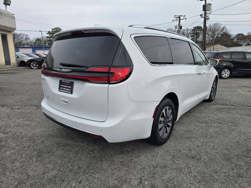 2021 Chrysler Pacifica Touring L