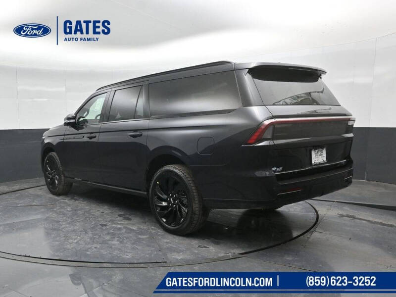 2025 Lincoln Navigator L Reserve