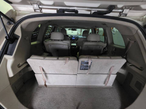 2013 Toyota Highlander SE