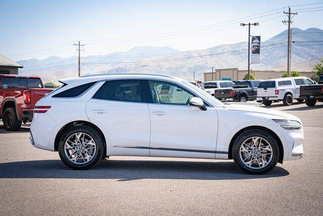 2025 Genesis GV70 2.5T Standard