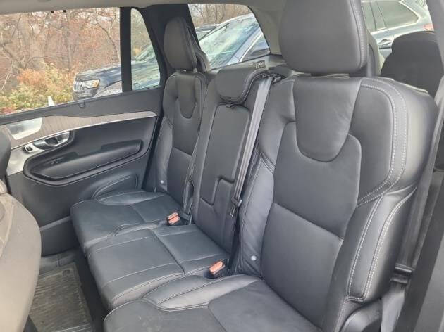 2023 Volvo XC90 Recharge T8 Ultimate Bright Theme 7P