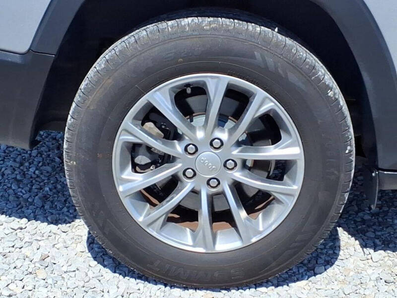 2019 Jeep Cherokee Latitude Plus