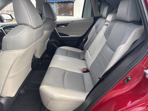 2019 Toyota RAV4 XLE Premium