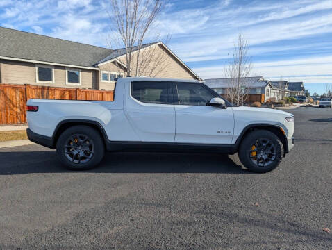 2022 Rivian R1T Adventure