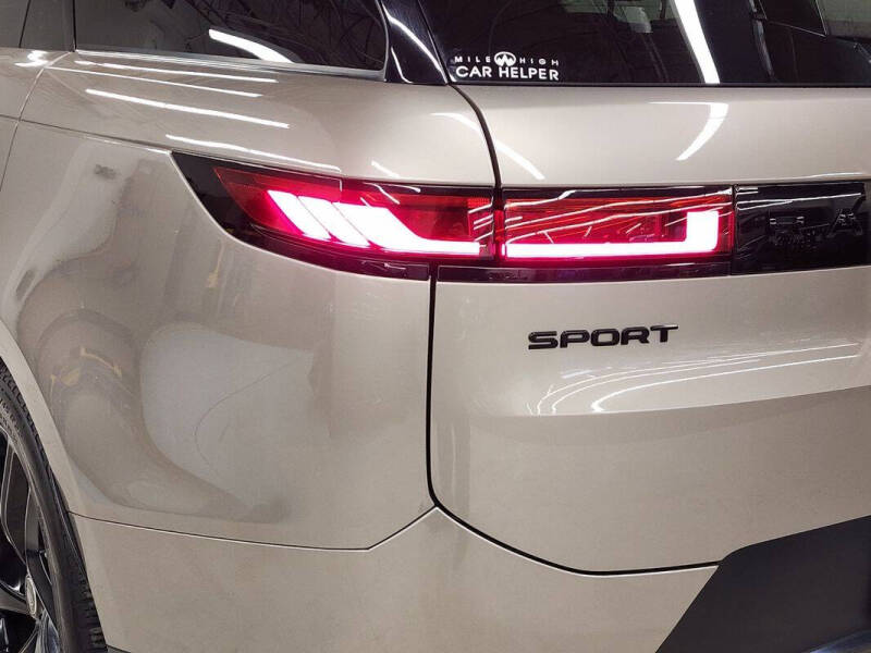 2023 Land Rover Range Rover Sport P360 SE