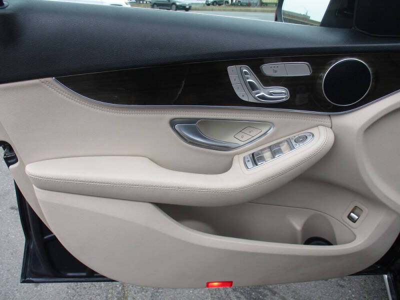 2016 Mercedes-Benz C-Class C 300 Luxury 4MATIC