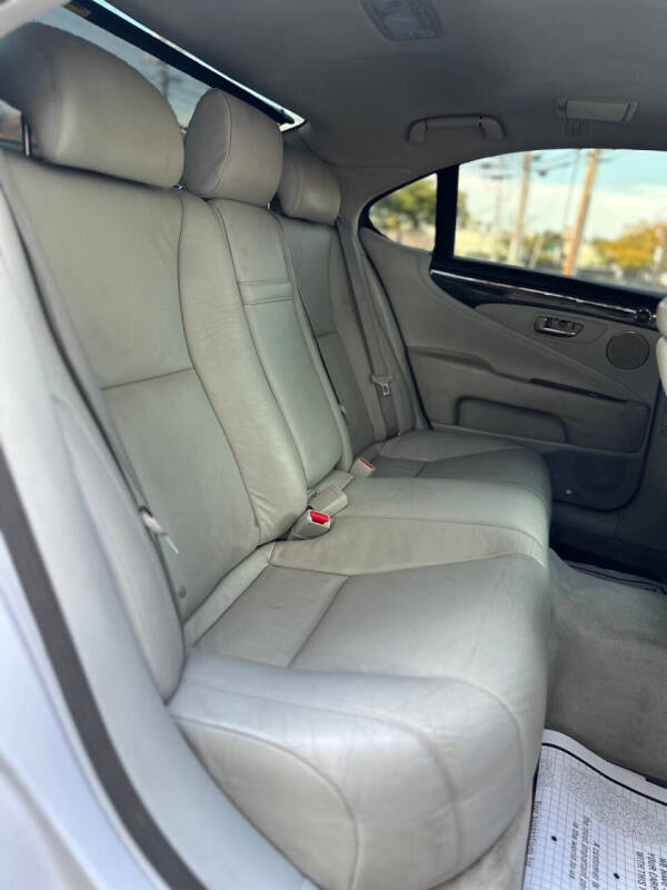 2009 Lexus LS 460