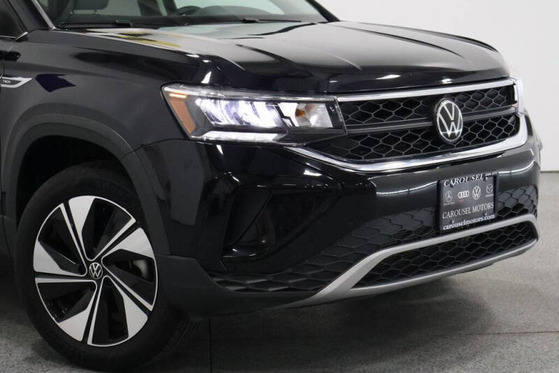 2024 Volkswagen Taos SE 4Motion