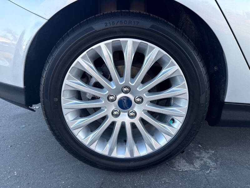 2012 Ford Focus Titanium