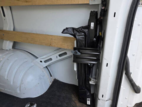 2023 GMC Savana 2500