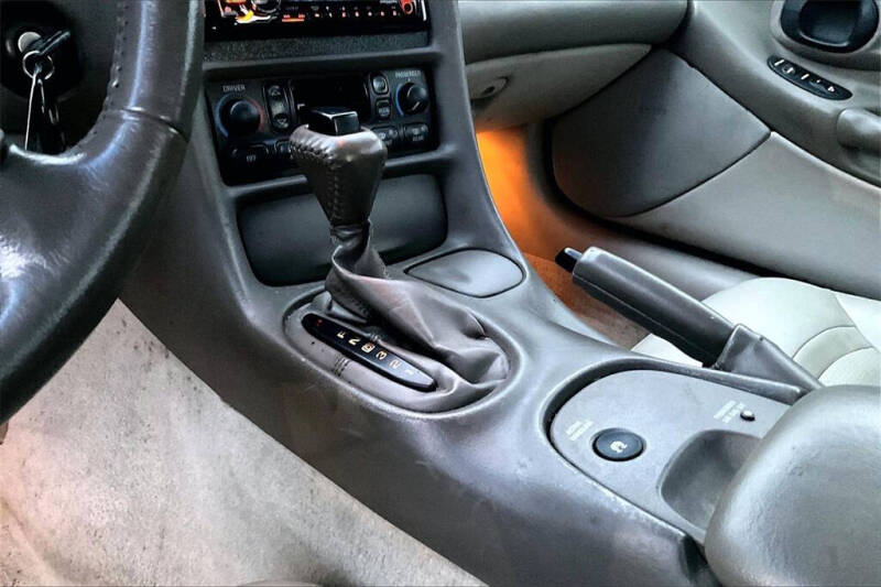 2004 Chevrolet Corvette