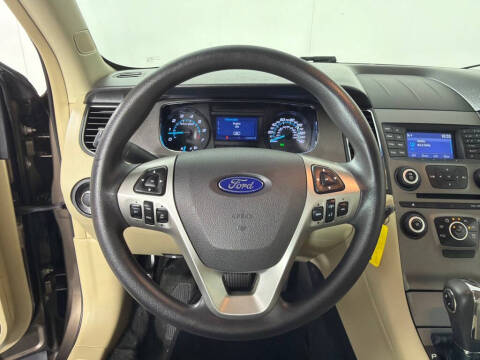 2016 Ford Taurus SE