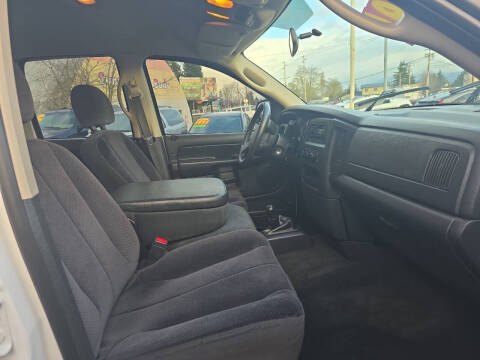 2004 Dodge Ram 1500 SLT