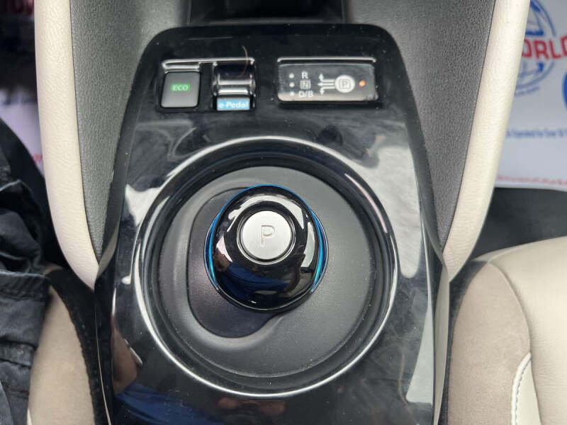 2021 Nissan LEAF SL PLUS