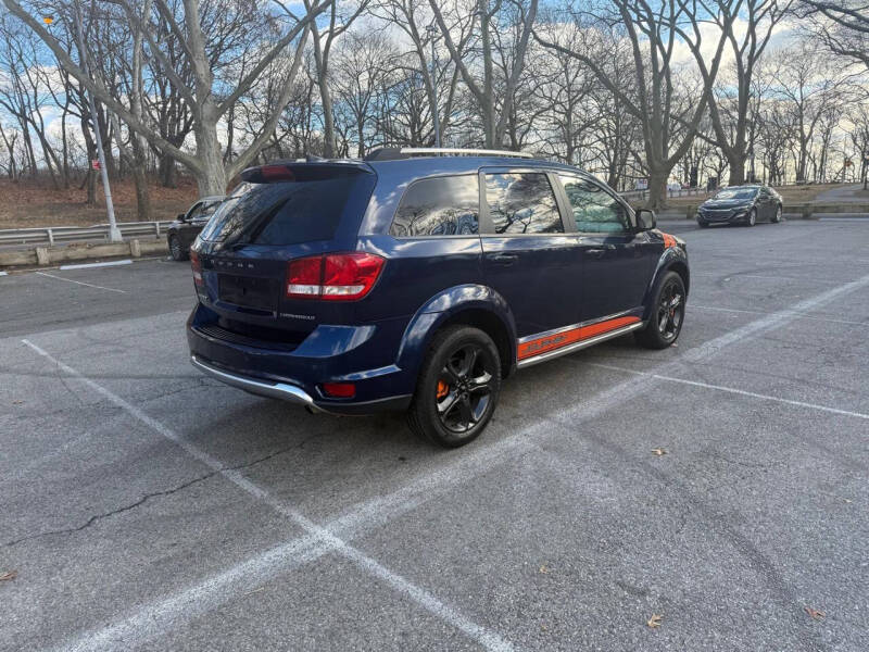 2020 Dodge Journey Crossroad photo 7