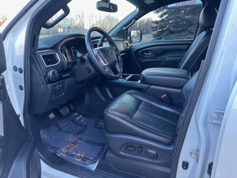 2018 Nissan Titan SL