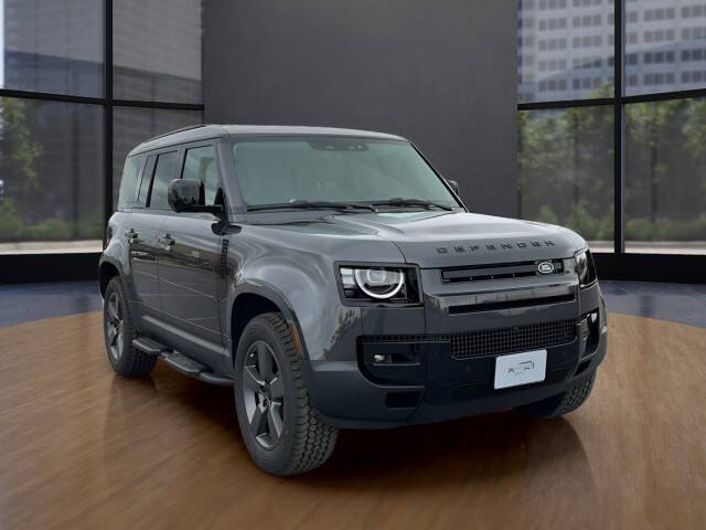2026 Land Rover Defender 110 P300 S