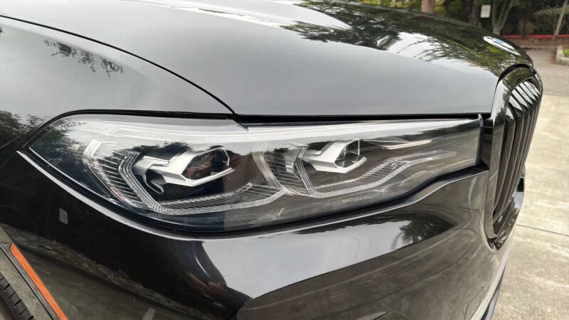 2021 BMW X7 xDrive40i