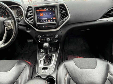 2018 Jeep Cherokee Trailhawk