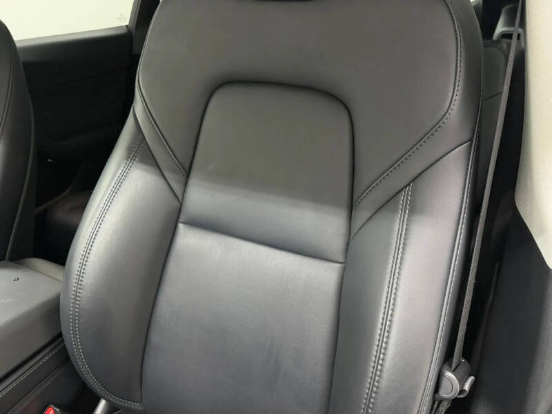 2025 Tesla Model Y Long Range