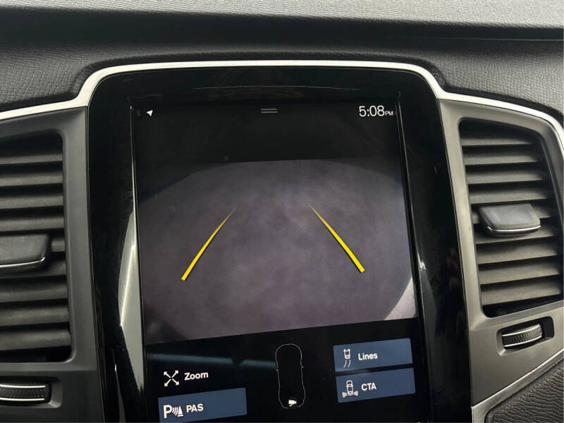 2021 Volvo XC90 T5 Momentum