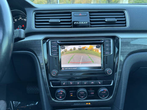 2018 Volkswagen Passat 2.0T SE