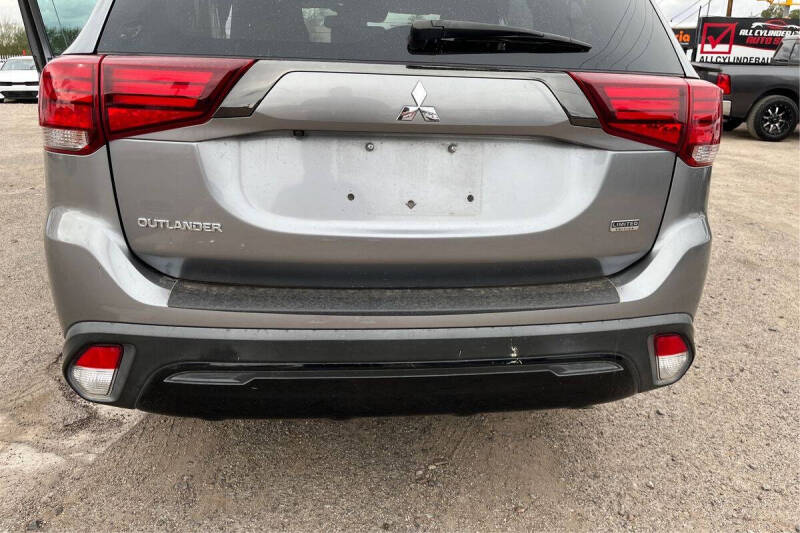 2020 Mitsubishi Outlander